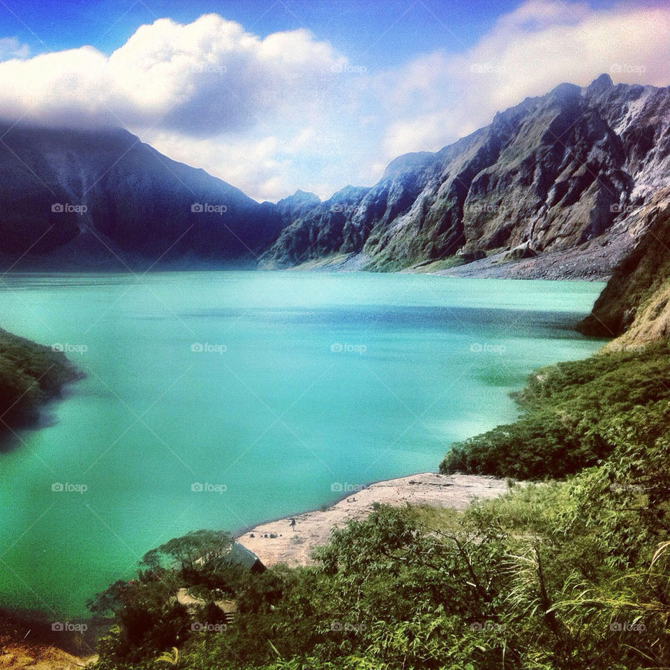 beach travel mountain hike by linderborg