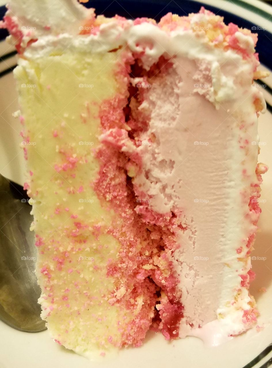 Strawberry Shortcake ice cream cake!