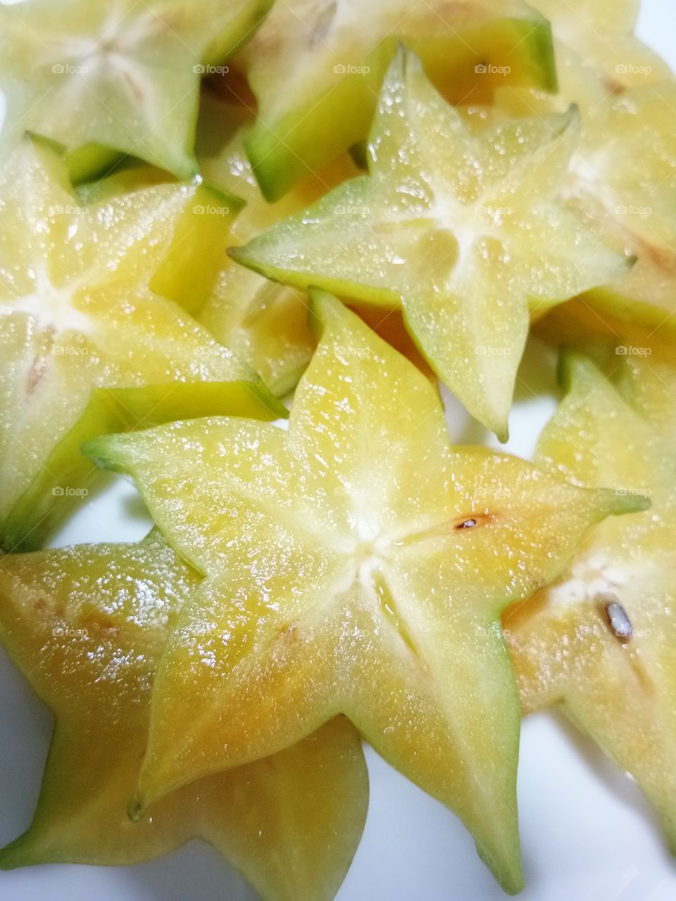star fruit
fruit
yellow
sweet
health
