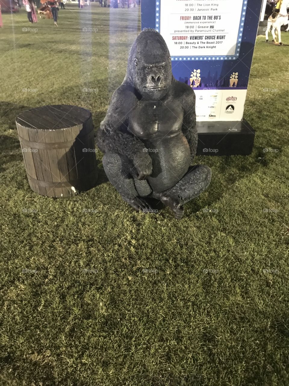 Gorilla statue 