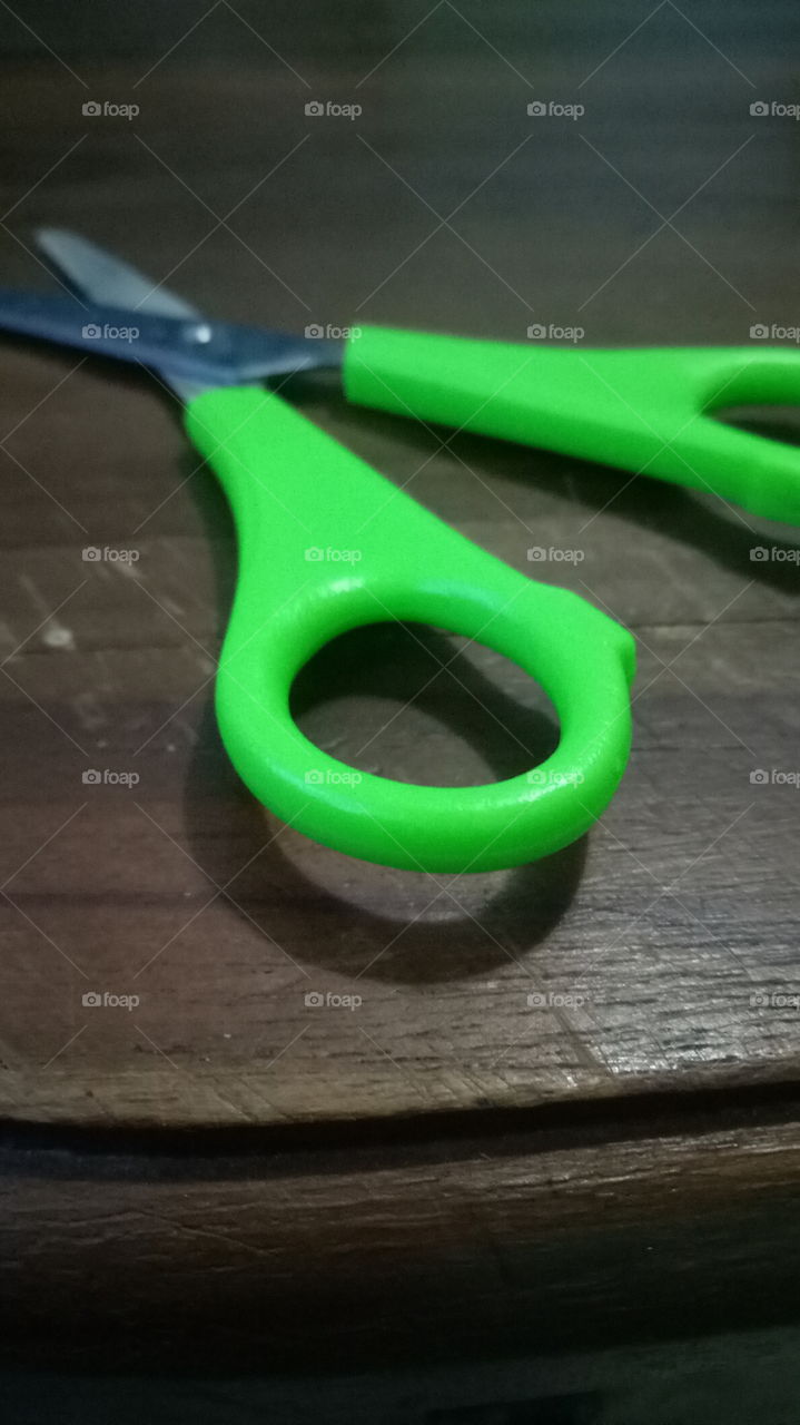 scissor