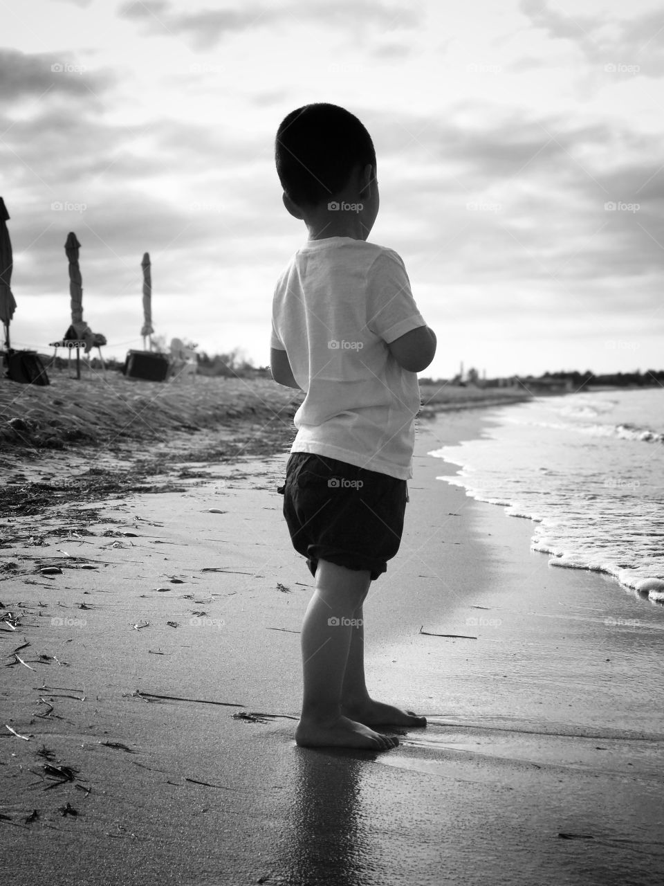 Boy in the beach 