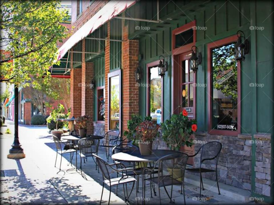 Sidewalk Cafe`