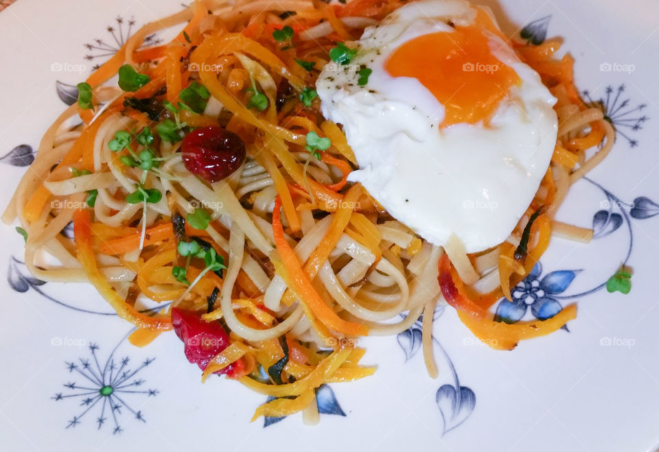 Wheat pasta, squash spaghetti, egg, alfalfa, cranberry