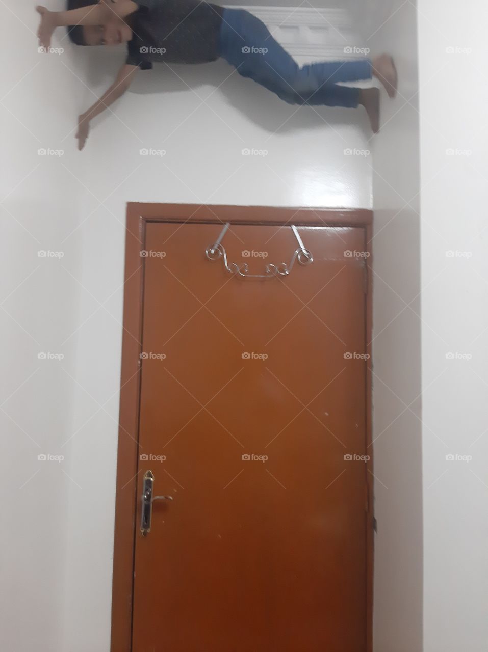 Thank you, give you good health, I want you to support me, I am very, very poor