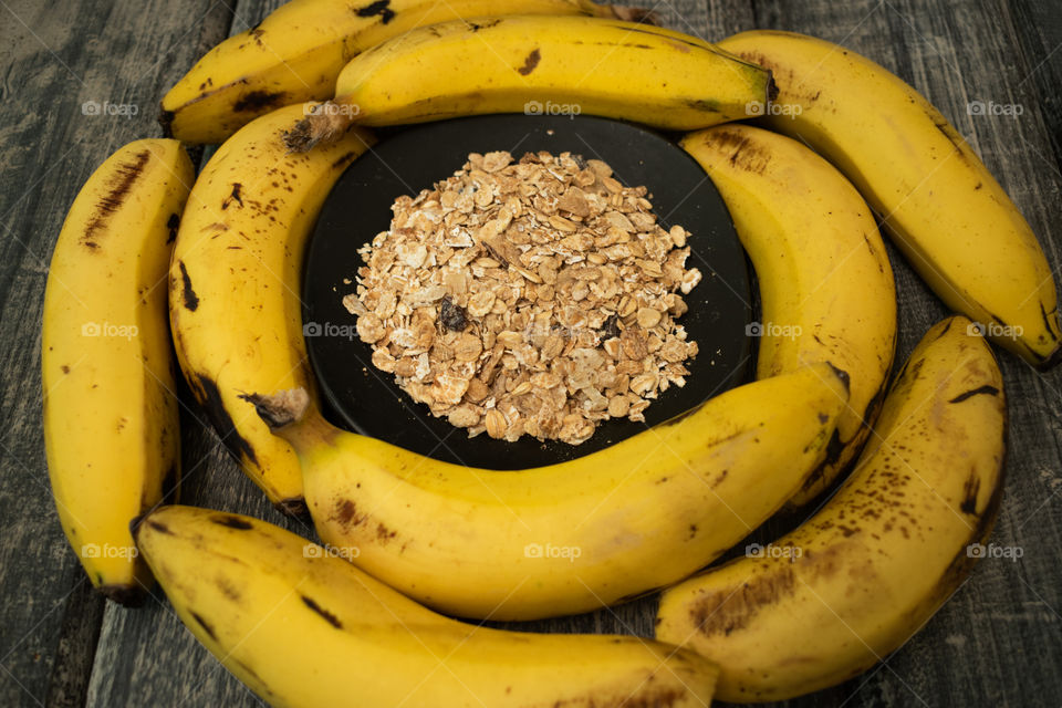 cereal and bananas