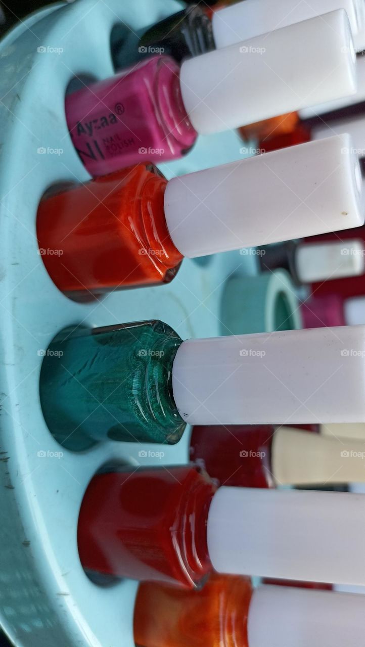 nail colors that make nails more beautiful and strong enough.