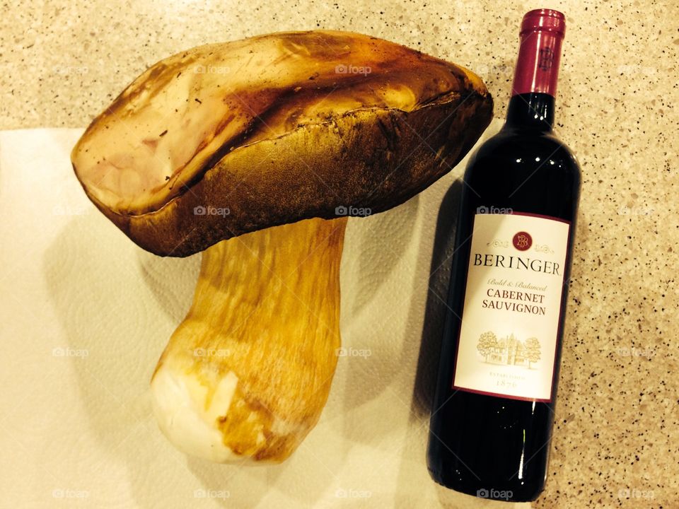 Sometimes you can be hungry๐ช๐ฟ๐๐ป๐ Where you can find something strange - of course USA:))))Where is The Power!!!!!!:))michaltoloczkopodroznik #michaltoloczko #mushroom #adventuretime #nature #life #lifestyle #adventure #huge #blog #inspire #photo #photooftheday #extreme #travelbloggers #instagram #travel #travelgram #traveling #world #california #usa #freedom #enjoy #travelbug #photography #discovery #travelbloggers #traveltheworld #view @wakacyjnipiraci @nikondailylife @beringerwine