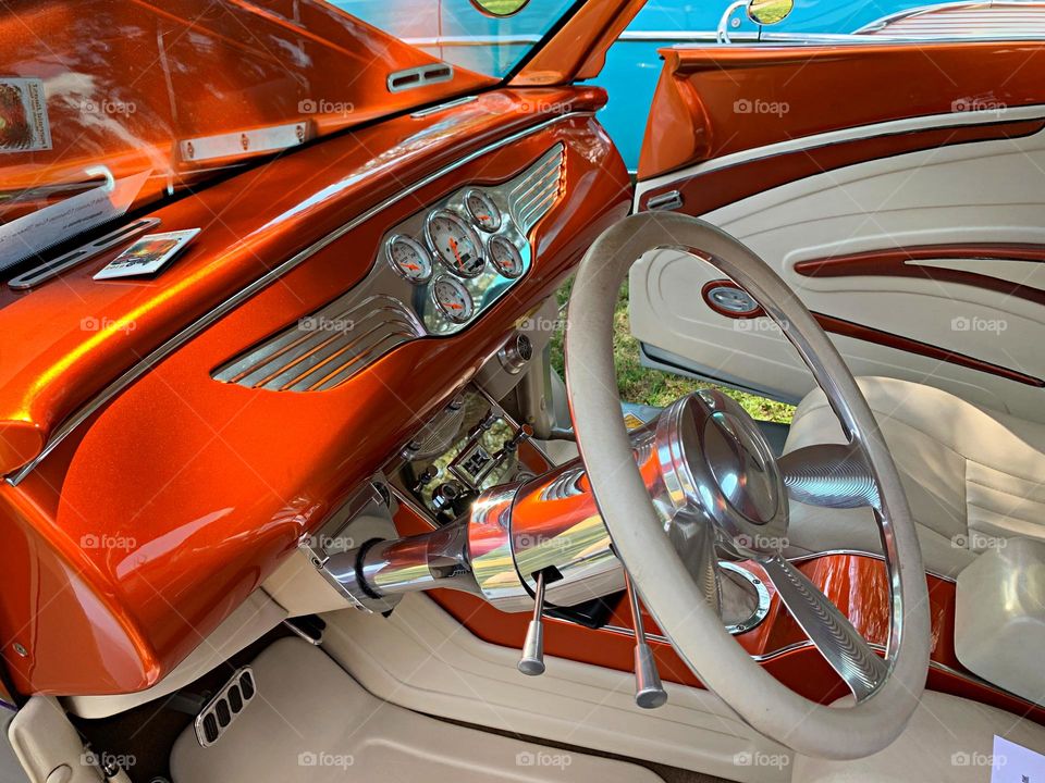 Beautiful and clean interior of the 1937 Ford Wild-rod 440 HP. Remarkable keep by the owner