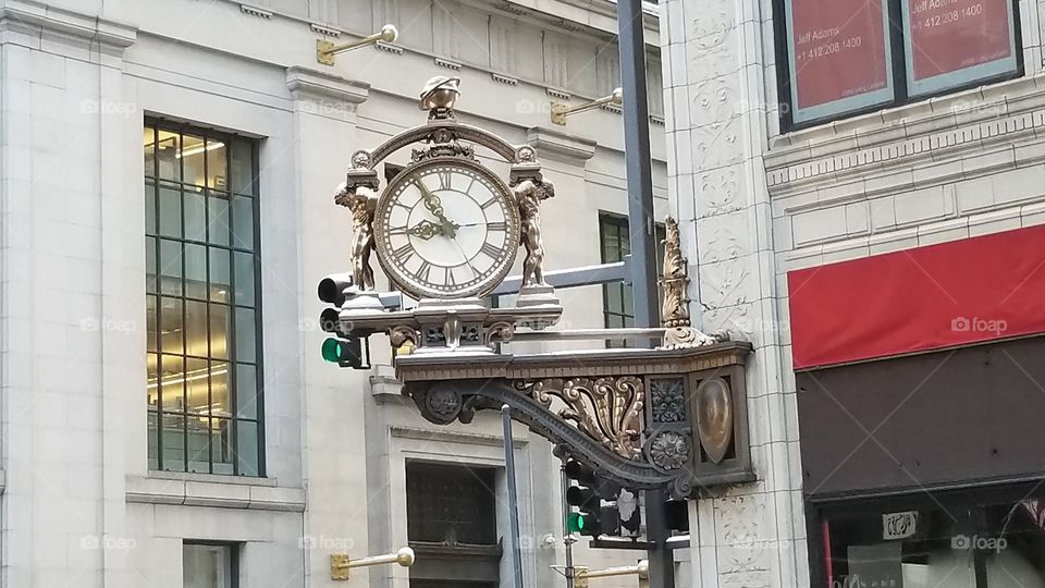 The Famous Macy's Clock of Downtown Pittsburgh
