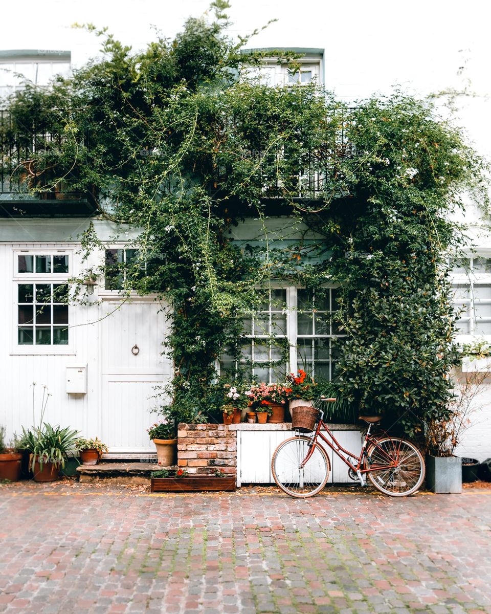 Pretty facade in London 