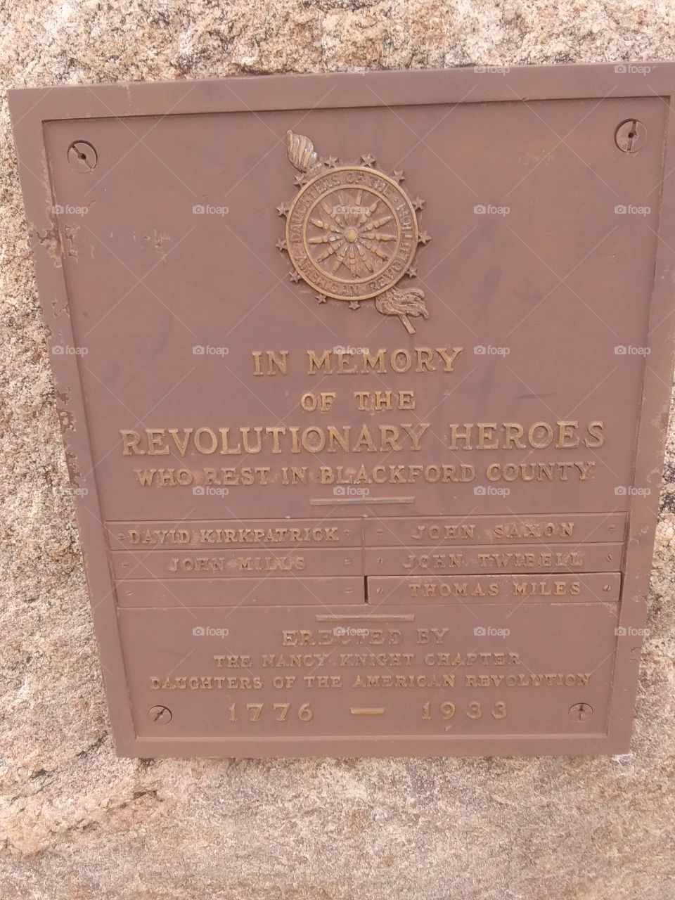 revolutionary war monument
