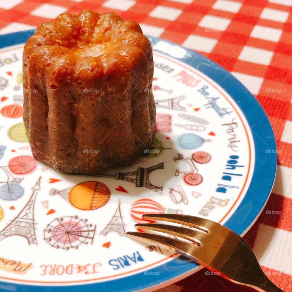 canelé