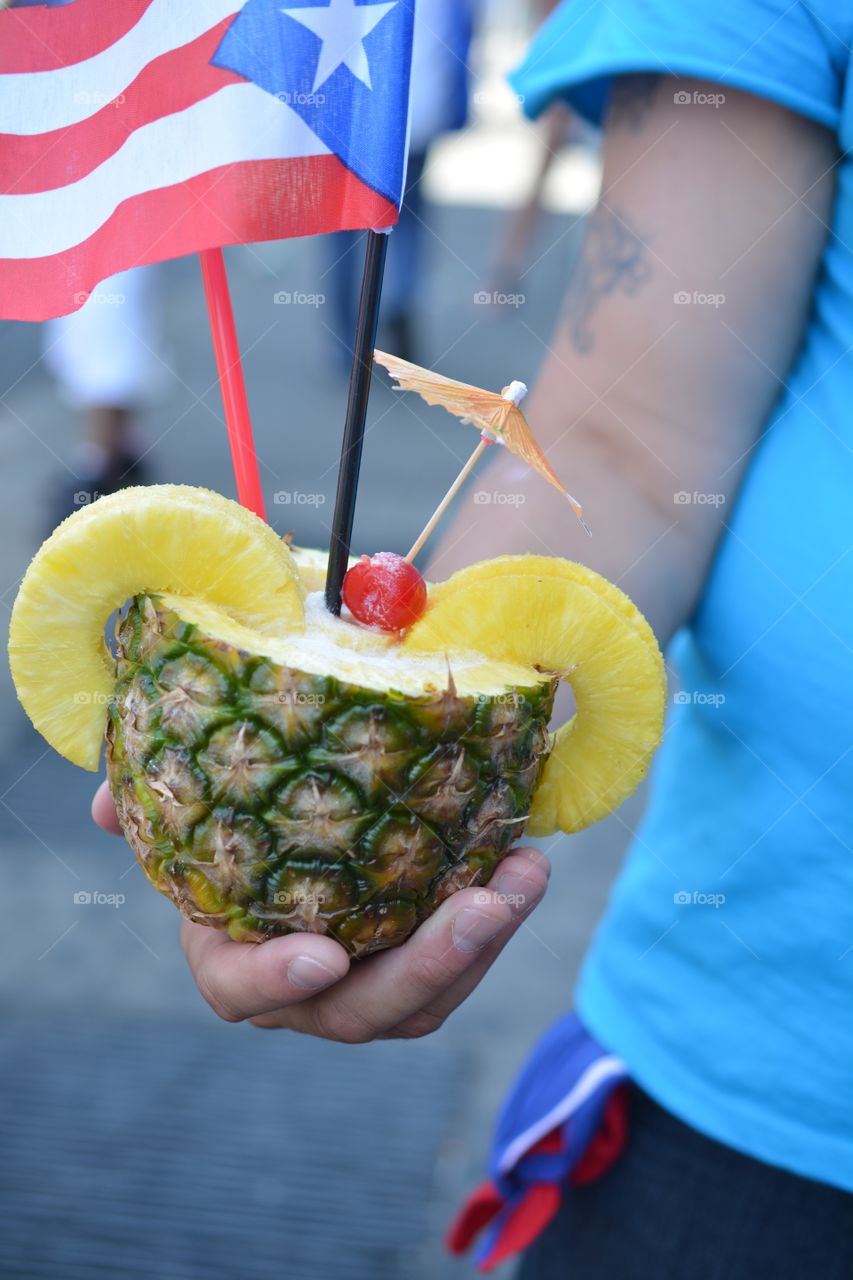 Piña Colada . Piña colada in a pineapple 