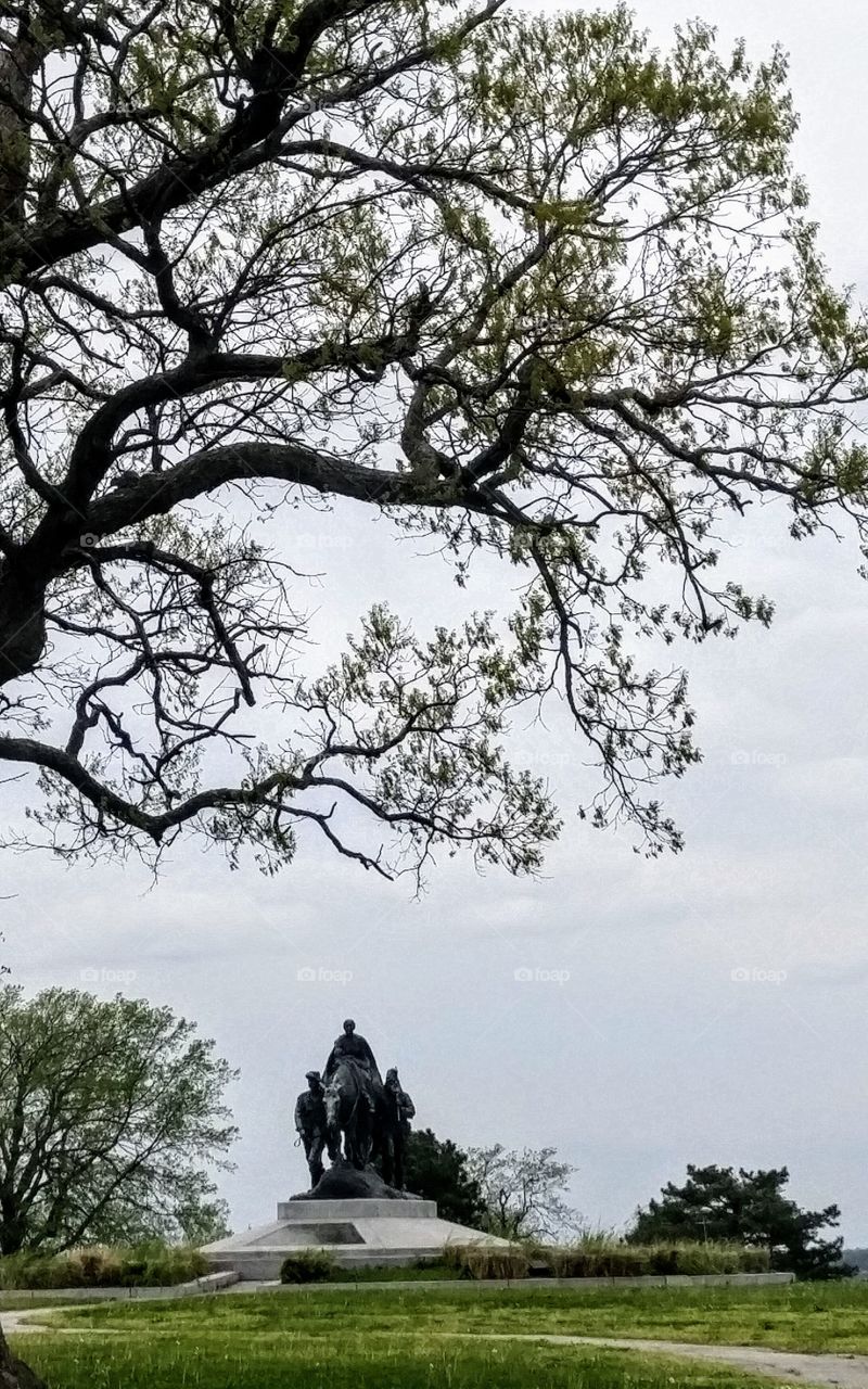 Pioneer Mother with tree, Penn Valley Park, Kansas City