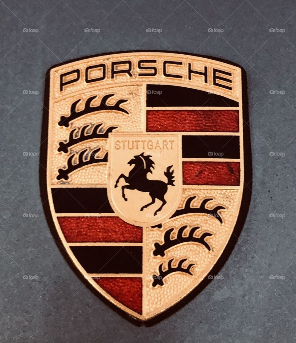 Gold Porsche emblem bonnet badge 
