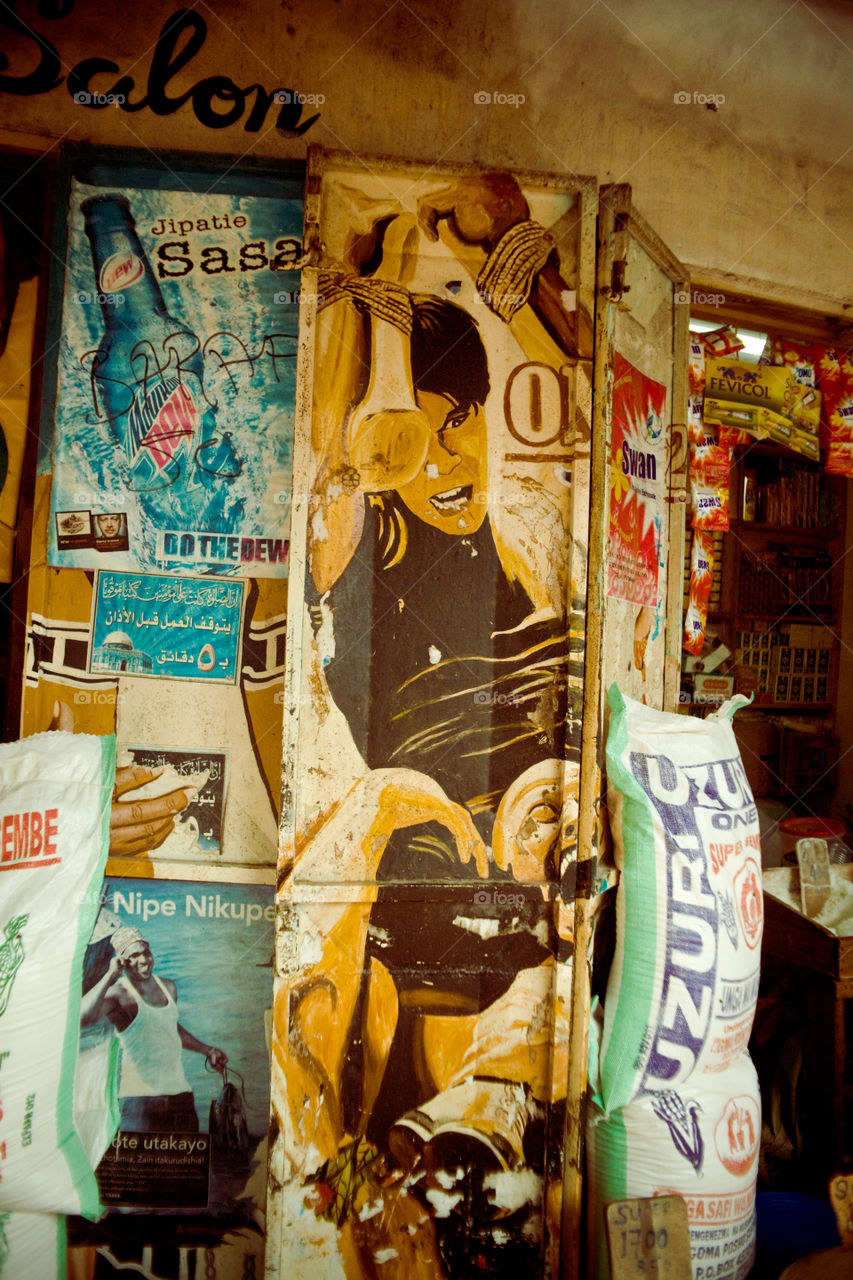 street market art wall