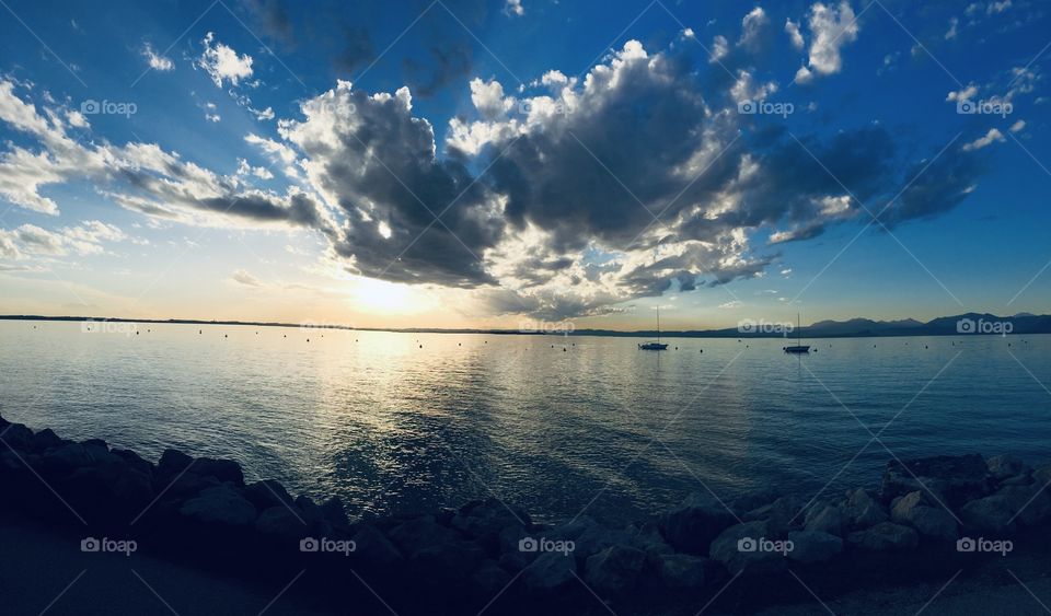 Clouds on the lake