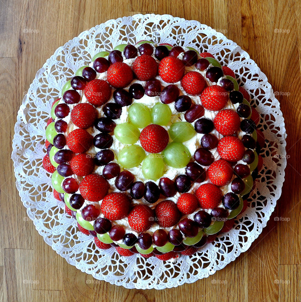 birthday cake cream strawberry by perkapara