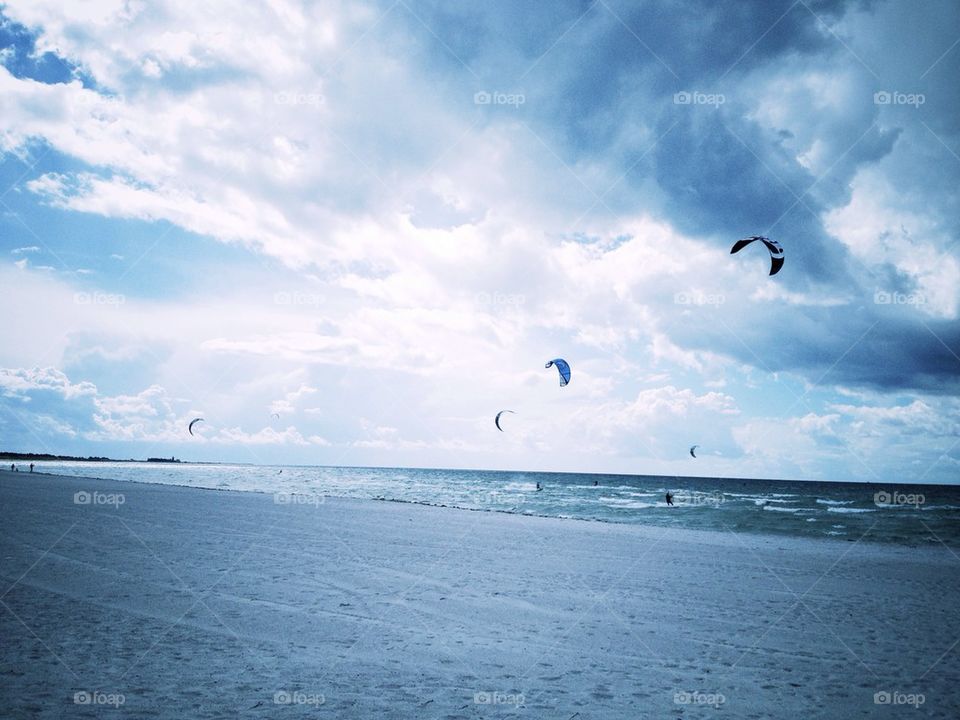 Kite surfing at Skanör