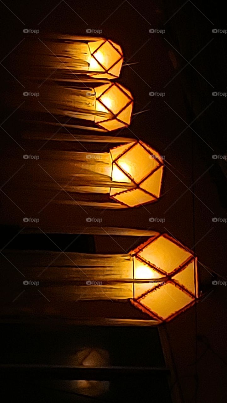 lanterns captured