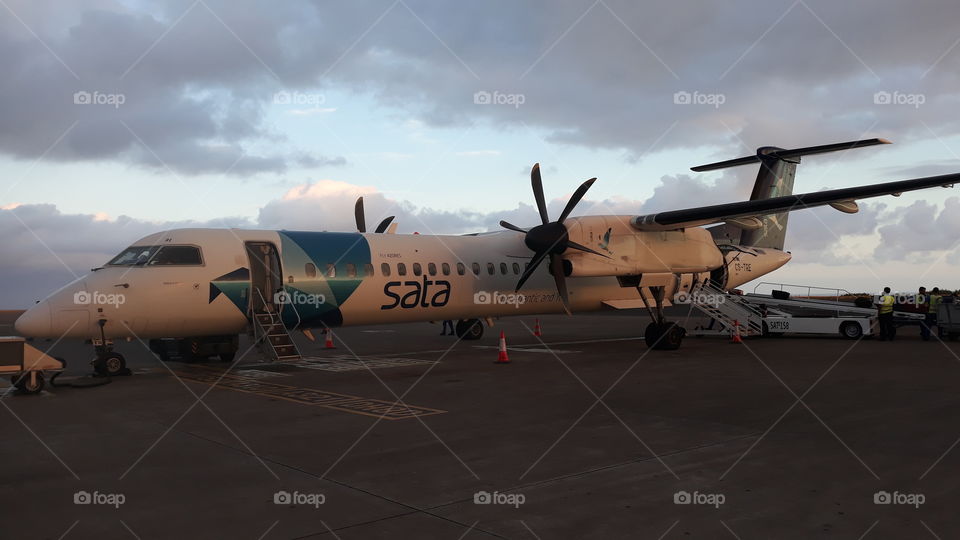 Bombardier Dash 8-Q402 Sata Air Açores