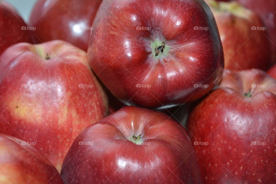 Full frame view of apples