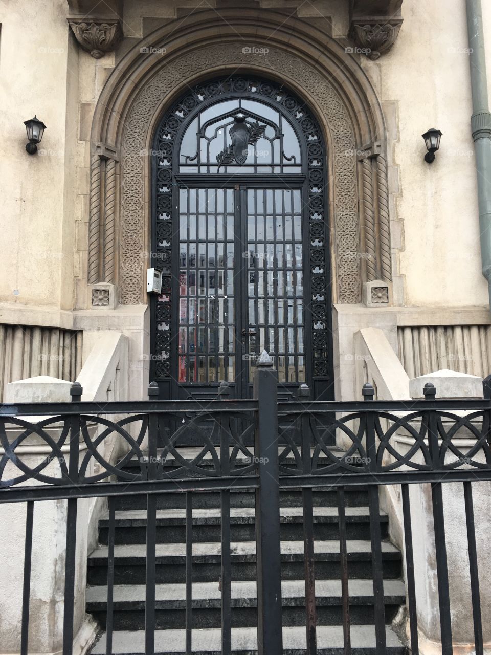 Neo-Romanian style door, Bucharest, Romania