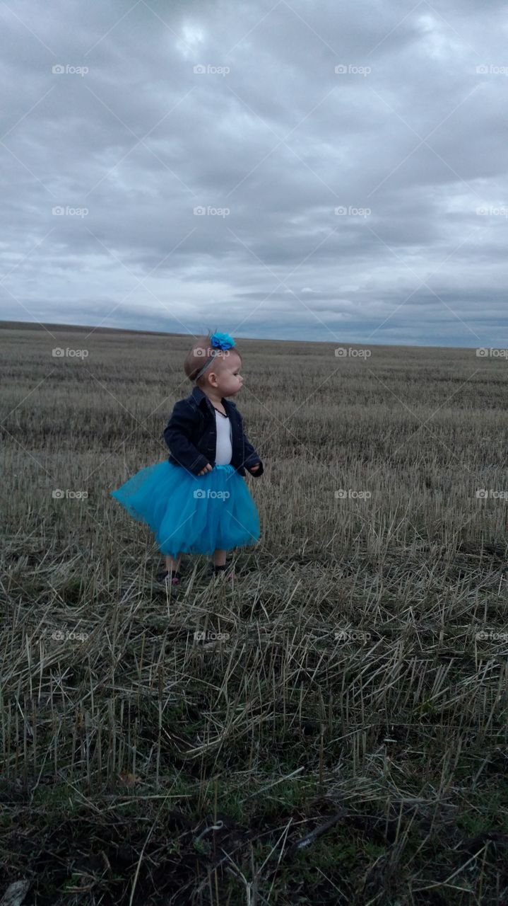 Outdoors, Field, Landscape, Nature, Girl