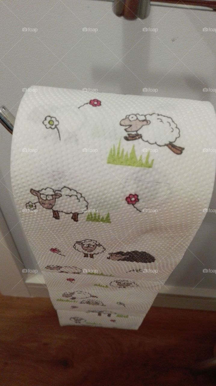 cute toiletpaper. i just adore this toiletpaper with sheep