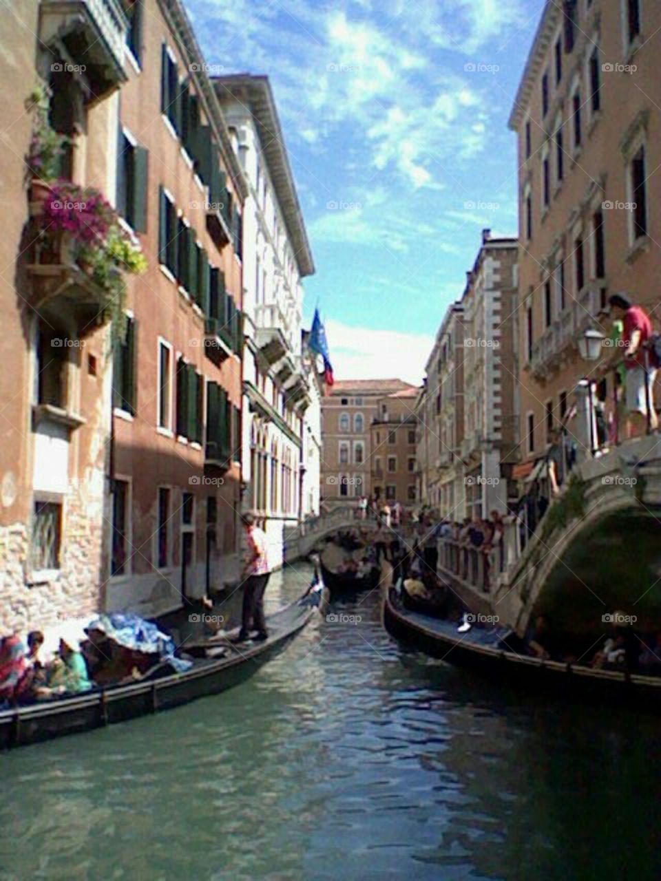 Venedig ist für Romantiker, immer eine Reise wert, mit dem Auto mit der Bahn oder dem Flieger