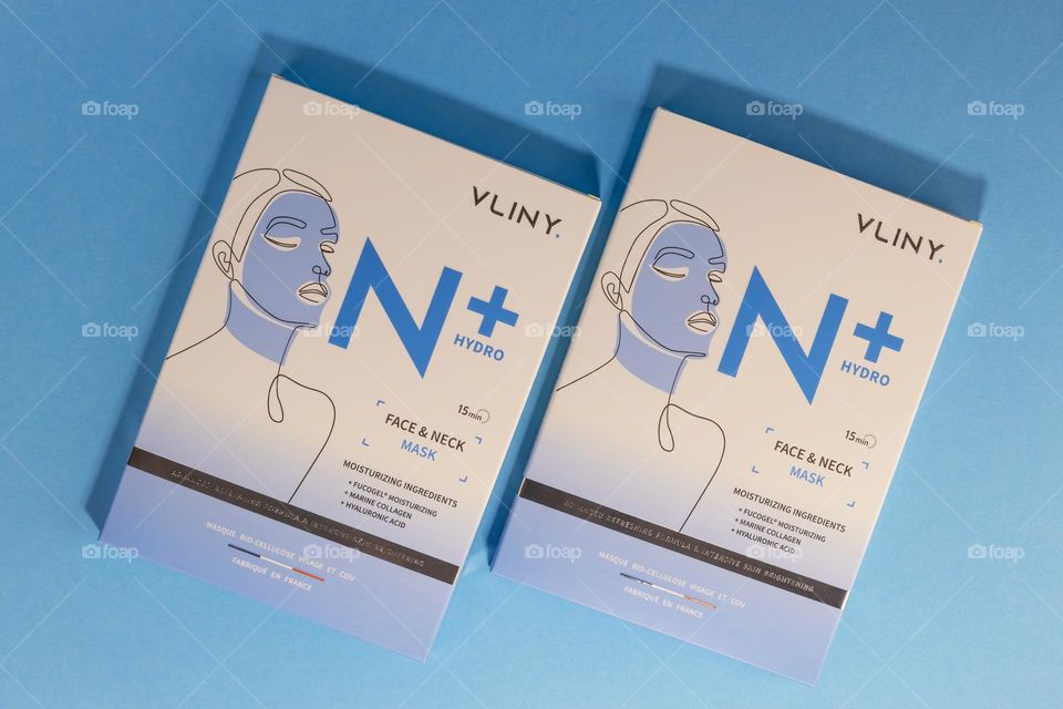 Face and neck mask by VLINY.