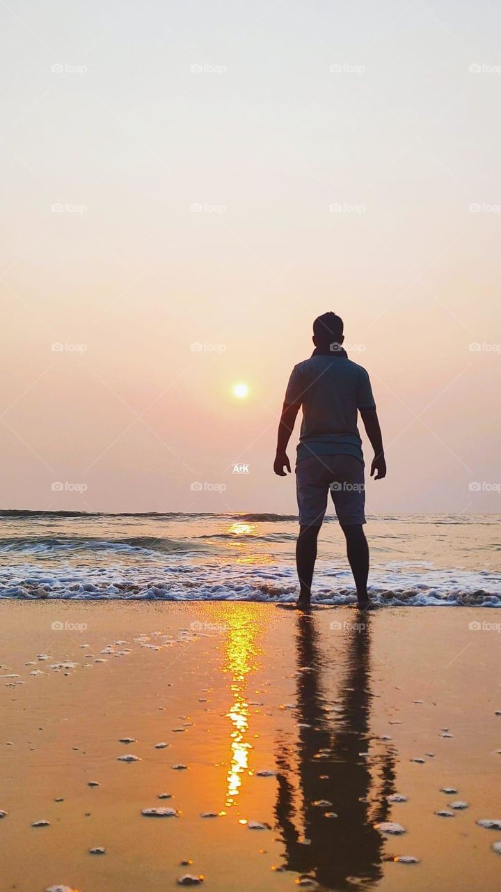 Go Head.. even your shadow will blurred at once... ✨️