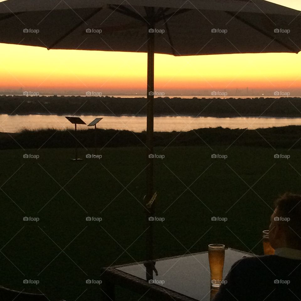 Sun set at Yas Links Golf Club