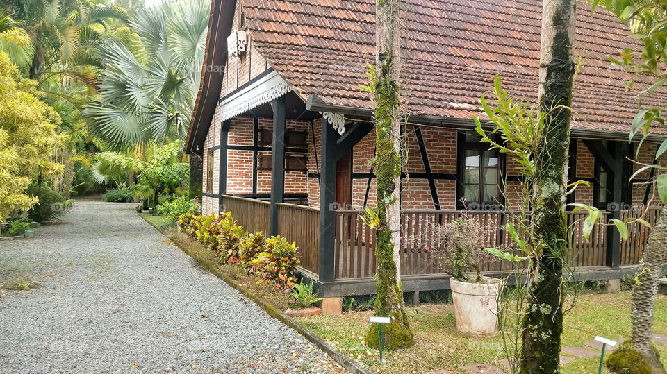 Casa Rústica Enxaimel Tronco