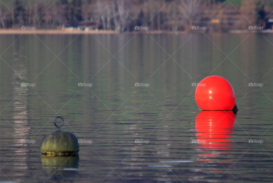 Floating buoys