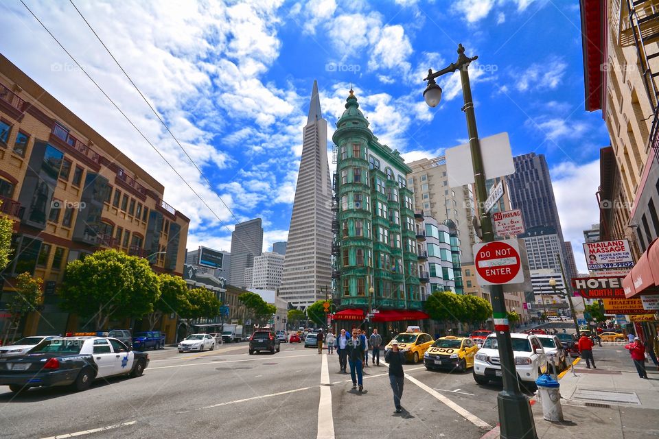 Downtown San Francisco with all its landmarks 