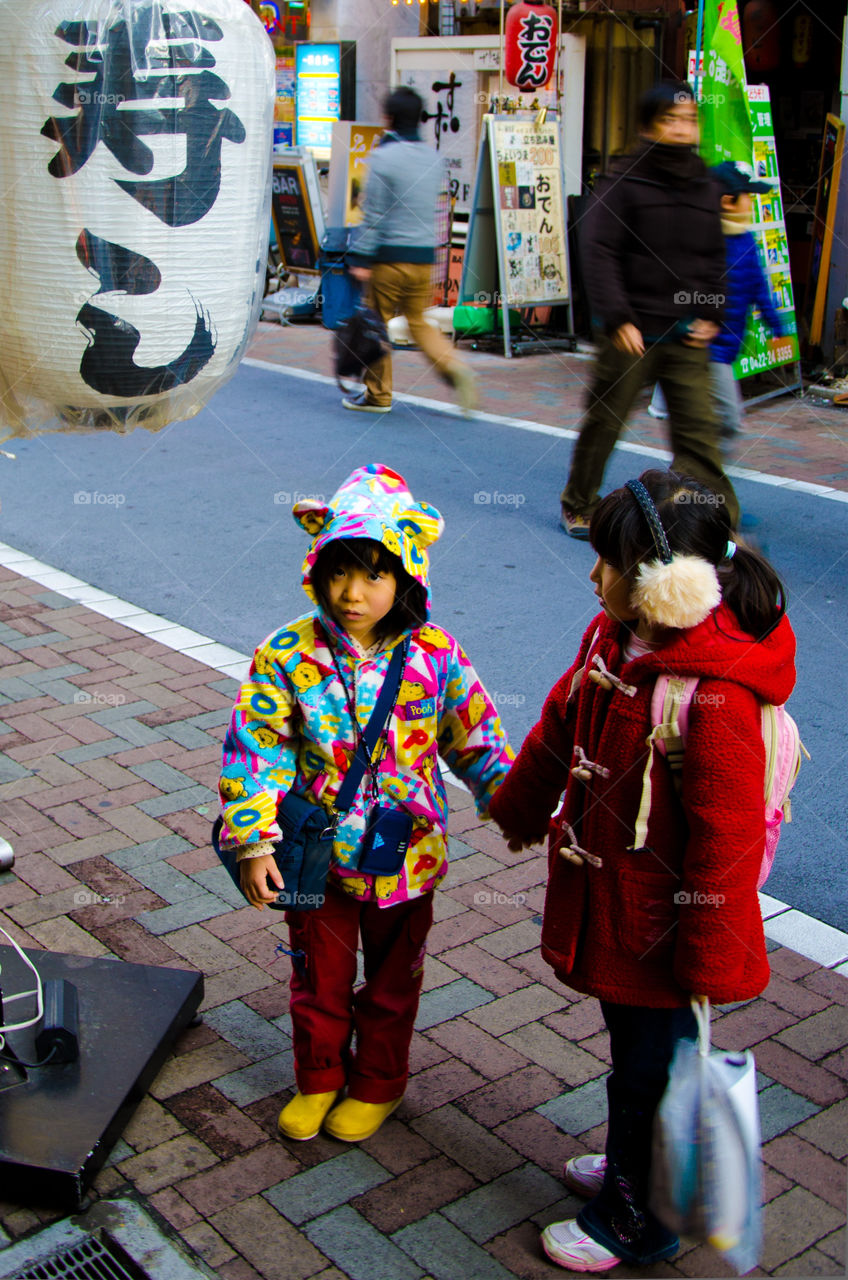 street girl children sister by hugo