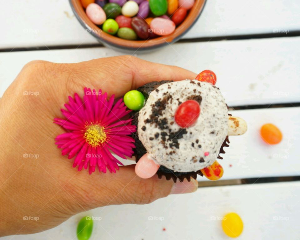 Crazy Cupcakes - creative