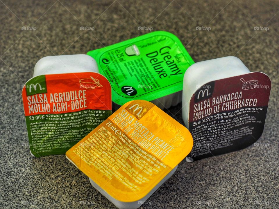 McDonalds delicious sauces