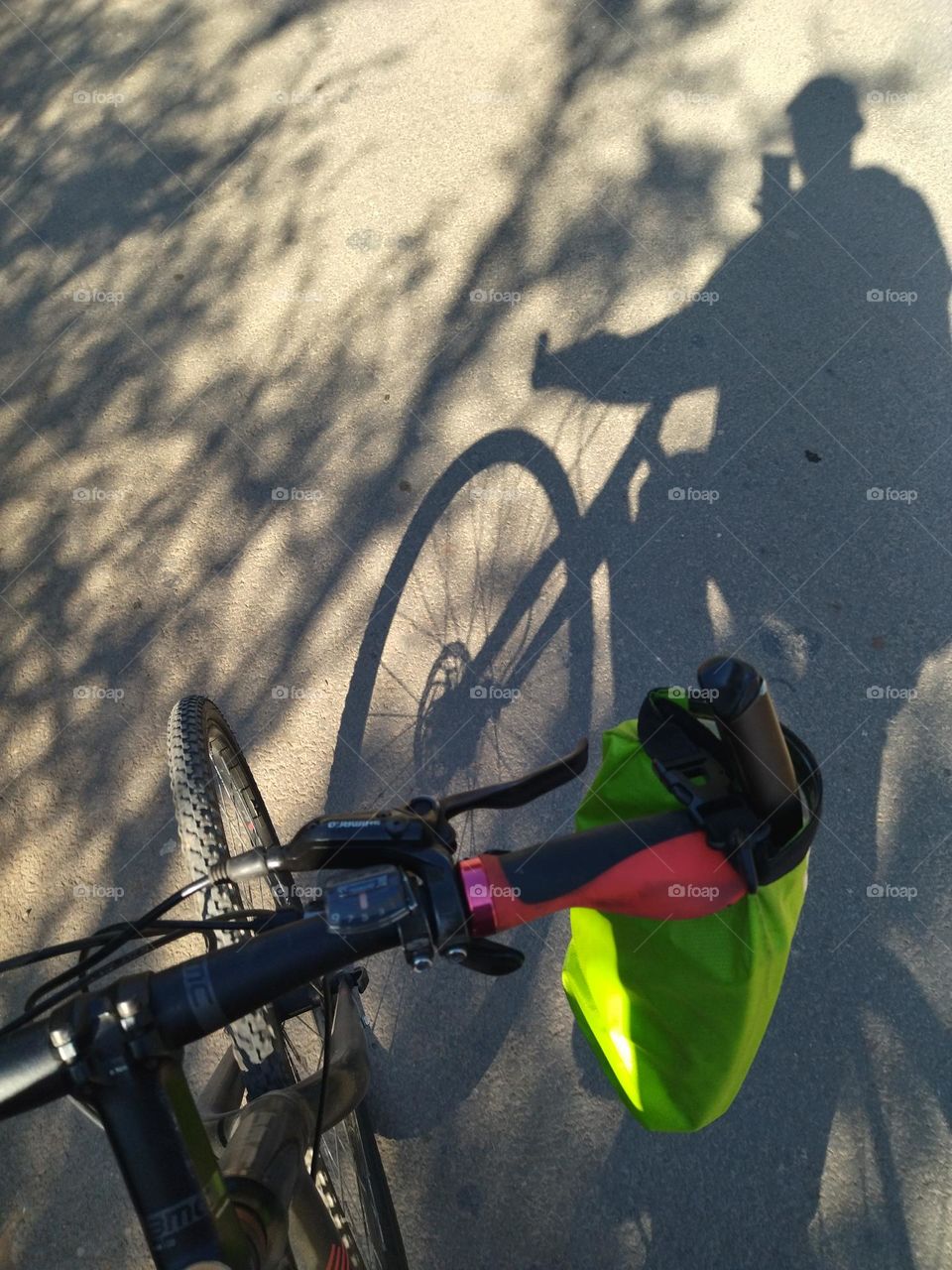 Biking and shadow