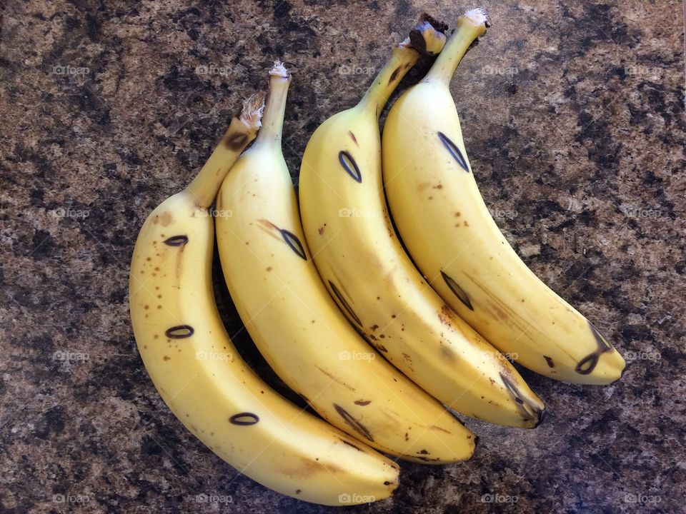 Grilled banana awkward family photo!