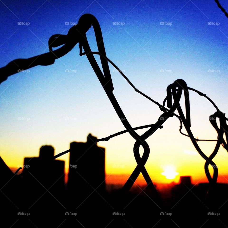 FOAP:  very beautiful sunrise in the silhouette of the buildings of the city of Jundiaí, in the interior of Brazil. / O amanhecer muito bonito na silhueta dos prédios da cidade de Jundiaí, no interior do Brasil. 