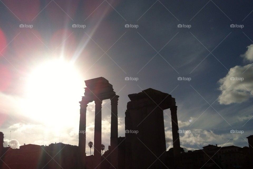 Sun at the Roman Forum