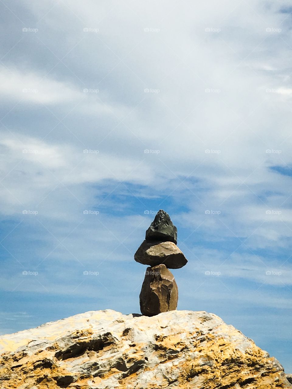 Single stone stack balancing act 