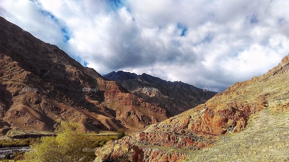 Getting lost in these mountains can be tricky...