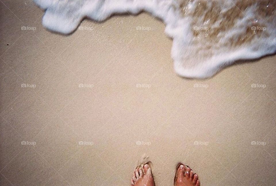 Beach toes