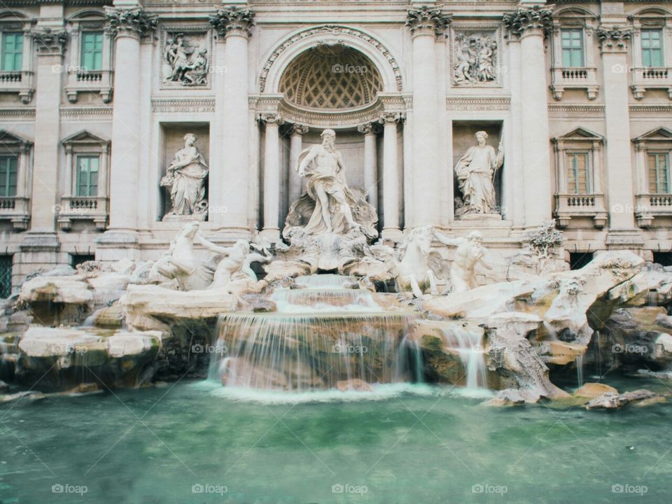 Fontana di trevi. Rome travel