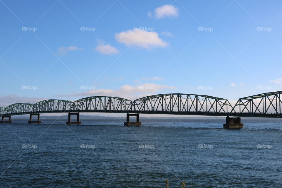 Bridge over Columbia River 