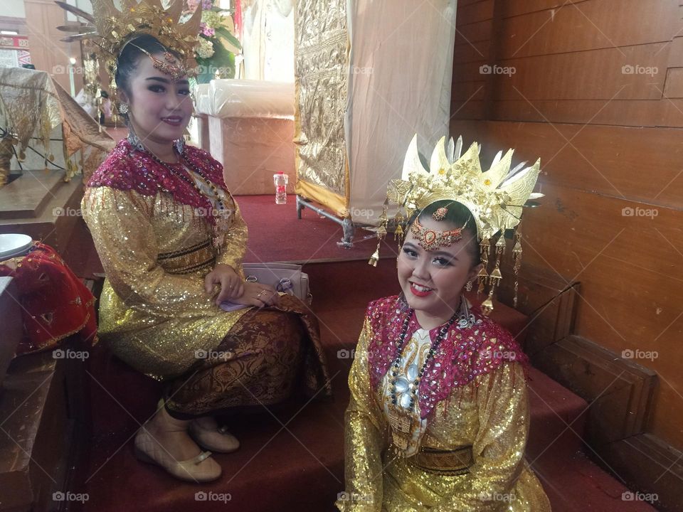 West Sumatran dancers